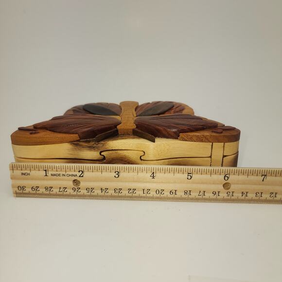Carver Dan’s Wood Puzzle Box Butterfly Trinket Box - Picture 9 of 11